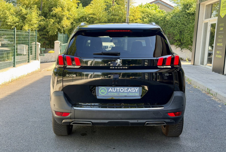 Peugeot 5008 GT 2.0 HDi 180 EAT8  7 places / Toit ouvrant / Carplay / Camera / Cuir / Entretien OK