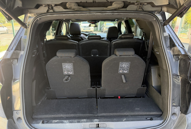 Peugeot 5008 GT 2.0 HDi 180 EAT8  7 places / Toit ouvrant / Carplay / Camera / Cuir / Entretien OK