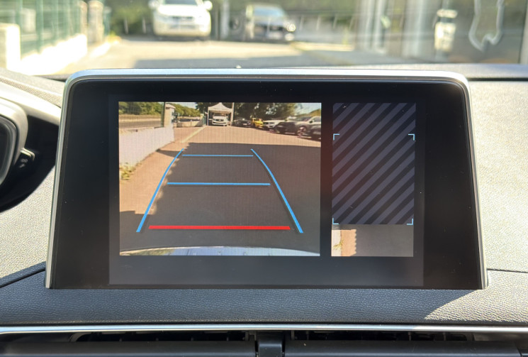Peugeot 5008 GT 2.0 HDi 180 EAT8  7 places / Toit ouvrant / Carplay / Camera / Cuir / Entretien OK