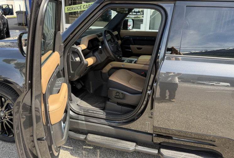 Land-Rover Defender 110 P400e 4WD BVA8 X-Dynamic HSE