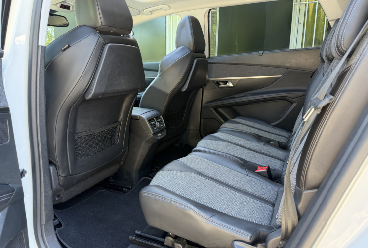 Peugeot 5008 ALLURE 1.5 HDI 130 7 places / Toit ouvrant / Carplay / Camera / FULL Entretien Peugeot