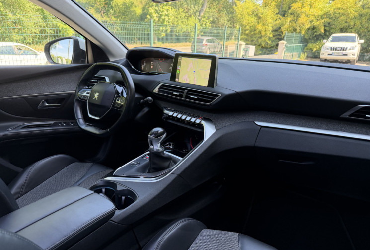 Peugeot 5008 ALLURE 1.5 HDI 130 7 places / Toit ouvrant / Carplay / Camera / FULL Entretien Peugeot