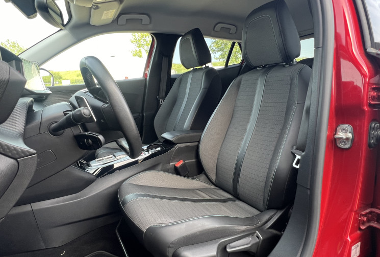 Peugeot 2008 II 1.5 BlueHDi 130ch Boite automatique / GPS / Camera / Garantie 6 mois