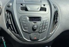 Ford Transit COURIER 1.5 TDCi 75 cv * Distribution Faite