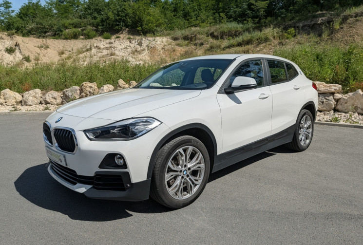 BMW X2 18i  dkg7140 cv lounge plus