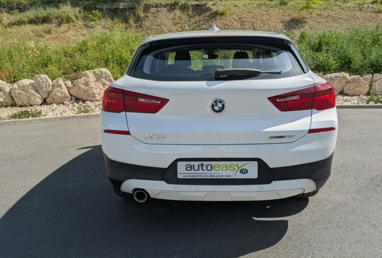 BMW X2 18i  dkg7140 cv lounge plus