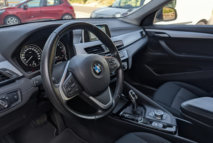 BMW X2 18i  dkg7140 cv lounge plus