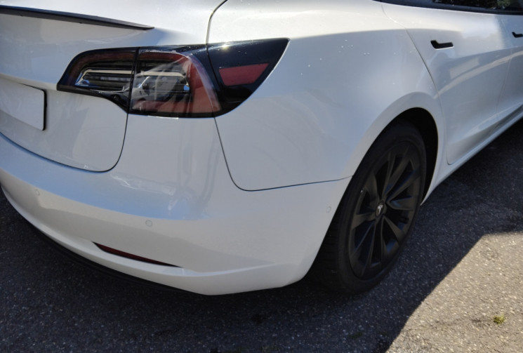 Tesla Model 3  Phase 2 Standard RWD - 1°Main - Très bon état - SOH 79% - NMC