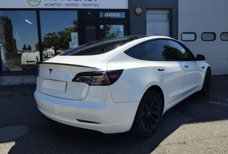 Tesla Model 3  Phase 2 Standard RWD - 1°Main - Très bon état