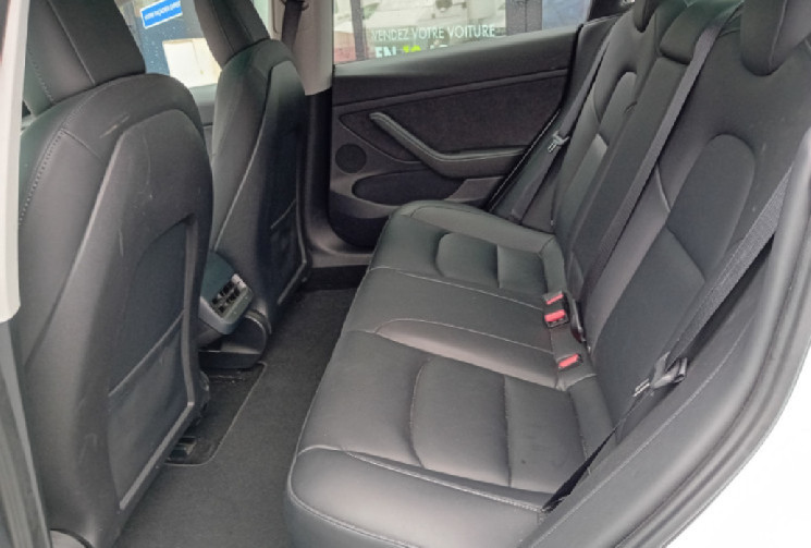 Tesla Model 3  Phase 2 Standard RWD - 1°Main - Très bon état