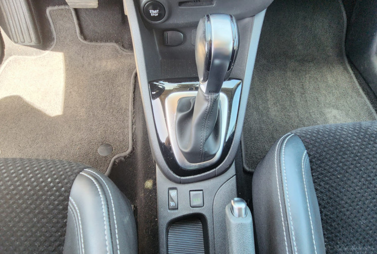 Renault Clio IV PHASE 2 120 CV INTENS / ENTRETIEN FULL CONSTRUCTEUR / GARANTIE 12 MOIS