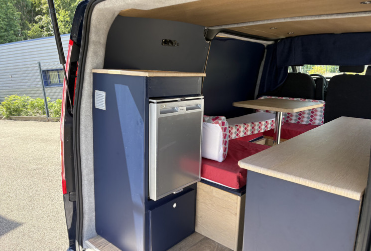 Ford TRANSIT CUSTOM FG Phase 2 270 L1H1 2.0 EcoBlue 105 cv AMBIENTE DPF Fourgon Aménagé 