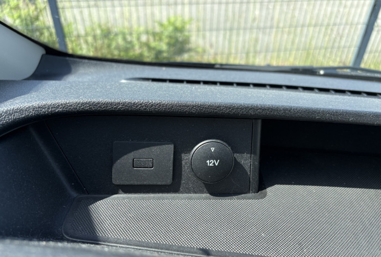 Ford TRANSIT CUSTOM FG Phase 2 270 L1H1 2.0 EcoBlue 105 cv AMBIENTE DPF Fourgon Aménagé 