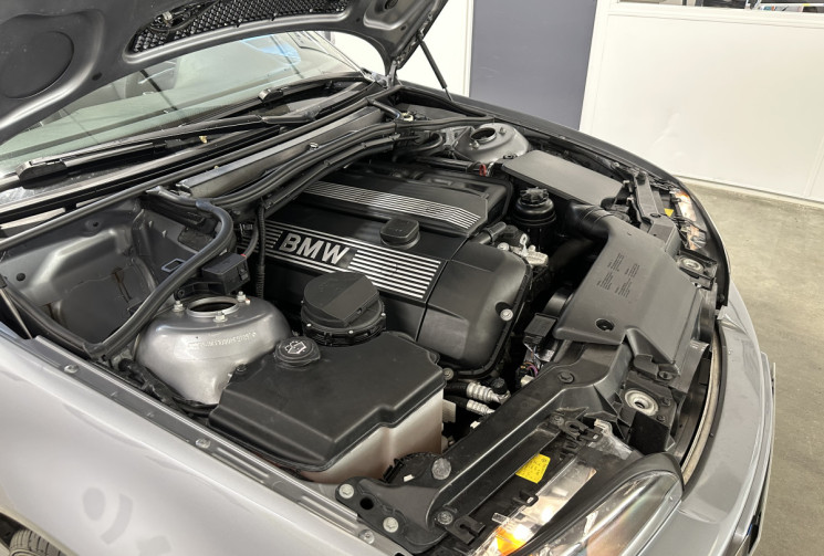 BMW Série 3 Cabriolet E46 2.5 325 ci 192 ch V6 