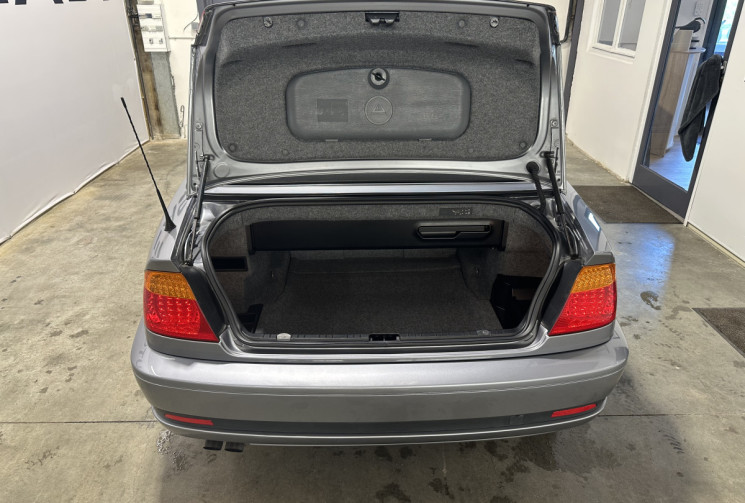 BMW Série 3 Cabriolet E46 2.5 325 ci 192 ch V6 