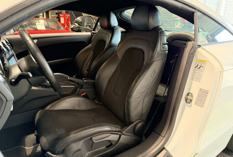 Audi TT 1.8 TFSI 160 ch S line pack competition
