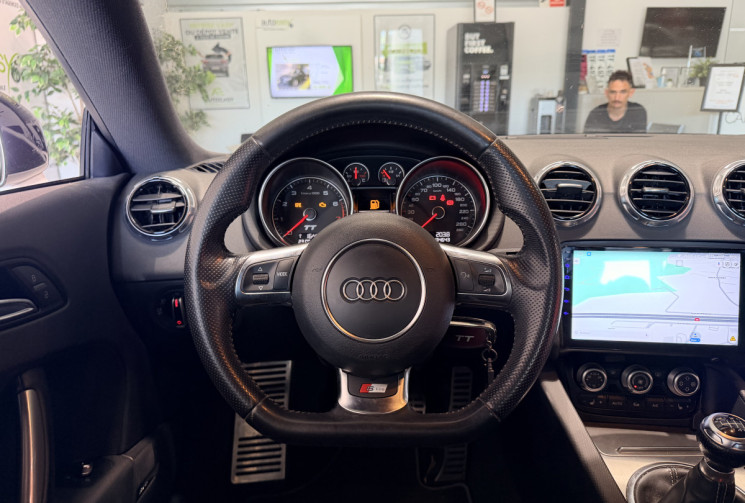 Audi TT 1.8 TFSI 160 ch S line pack competition