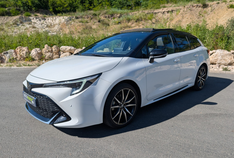 Toyota Corolla TS 2.0 cv 194 cv GR sport FULL options /1°main / Garantie Constructeur 
