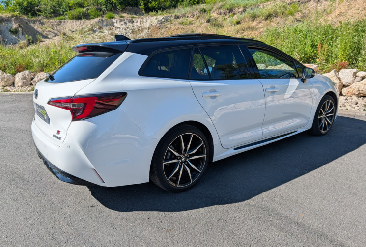 Toyota Corolla TS 2.0 cv 194 cv GR sport FULL options /1°main / Garantie Constructeur 