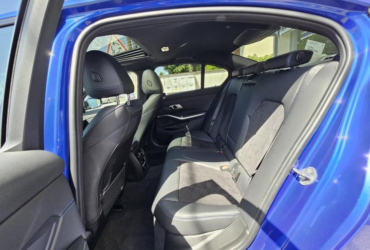 BMW Série 3 330e 292 ch M Sport Toit ouvrant Phare lazer 