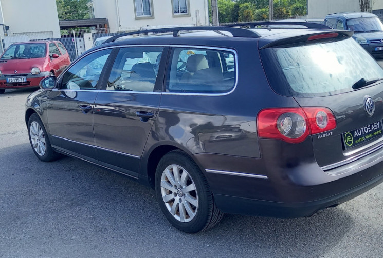 Volkswagen Passat 2.0 TDI 140 POUR PRO DE L'AUTO