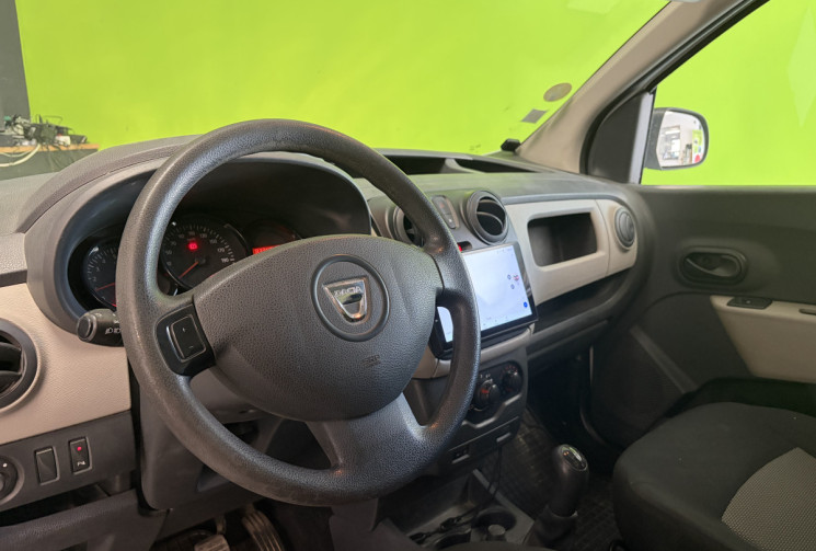 Dacia Dokker 1.5 DCI 90 CH ECRAN CARPLAY DISTRIBUTION OK
