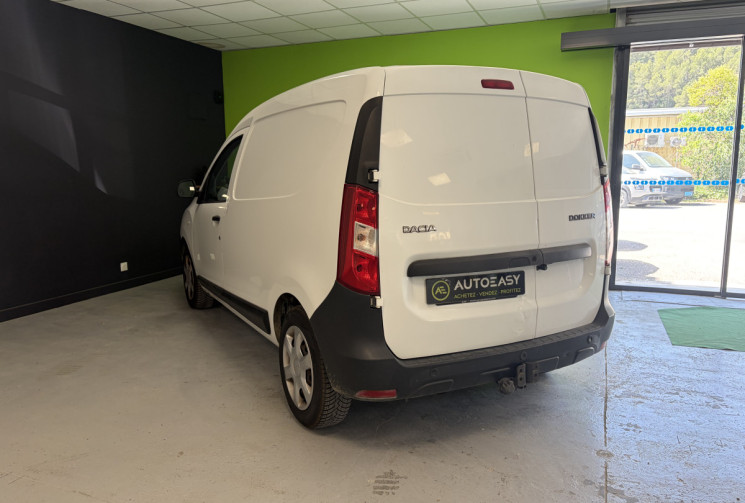 Dacia Dokker 1.5 DCI 90 CH ECRAN CARPLAY DISTRIBUTION OK