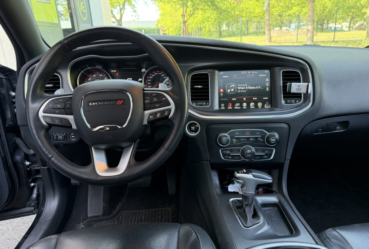 Dodge CHARGER SXT 3.6 V6  305 CV / CARTE GRISE FRANCAISE / PAS DE MALUS A PREVOIR / FULL OPTIONS