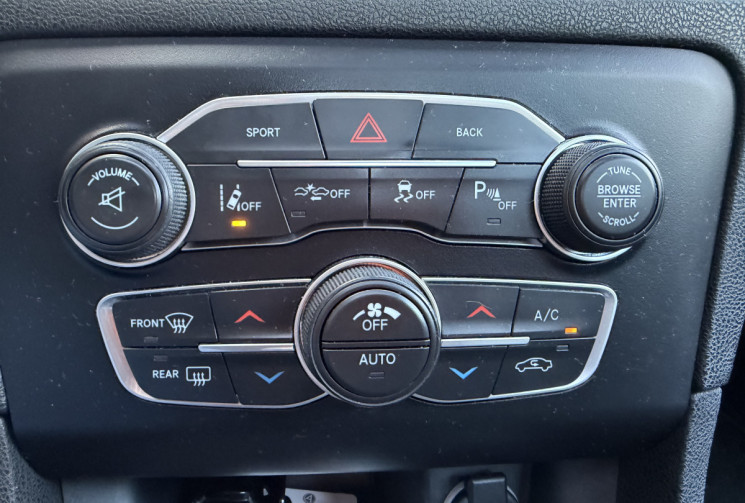 Dodge CHARGER SXT 3.6 V6  305 CV / CARTE GRISE FRANCAISE / PAS DE MALUS A PREVOIR / FULL OPTIONS