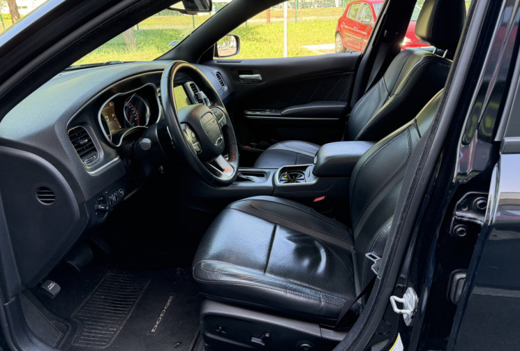 Dodge CHARGER SXT 3.6 V6  305 CV / CARTE GRISE FRANCAISE / PAS DE MALUS A PREVOIR / FULL OPTIONS