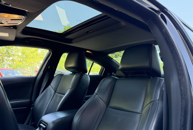 Dodge CHARGER SXT 3.6 V6  305 CV / CARTE GRISE FRANCAISE / PAS DE MALUS A PREVOIR / FULL OPTIONS