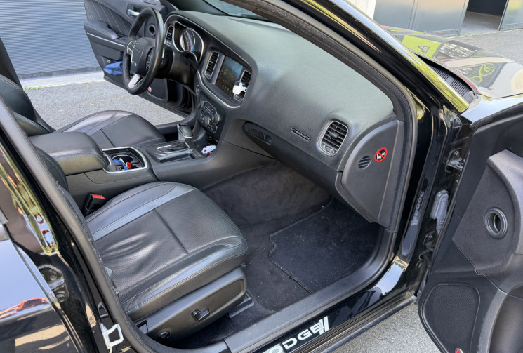 Dodge CHARGER SXT 3.6 V6  305 CV / CARTE GRISE FRANCAISE / PAS DE MALUS A PREVOIR / FULL OPTIONS