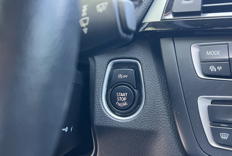 BMW Série 3 F30 318d 143 BVA Sport / GPS / Radars AR / Entretien à Jour