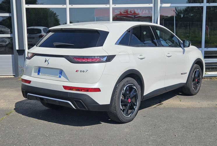 DS DS 7 Crossback 1.5 BLUE HDI 130 EAT8 PERFORMANCE LINE