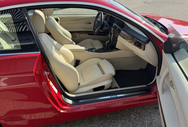 BMW SERIE 3 COUPE E92 335i 3.0i 306 BVA Pack luxe - full origine 94000 km 