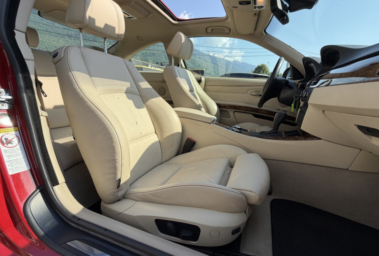 BMW SERIE 3 COUPE E92 335i 3.0i 306 BVA Pack luxe - full origine 94000 km 