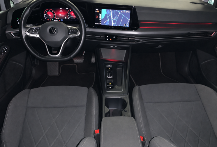 Volkswagen Golf VIII 2.0 TDI 150 STYLE 1ST DSG7
