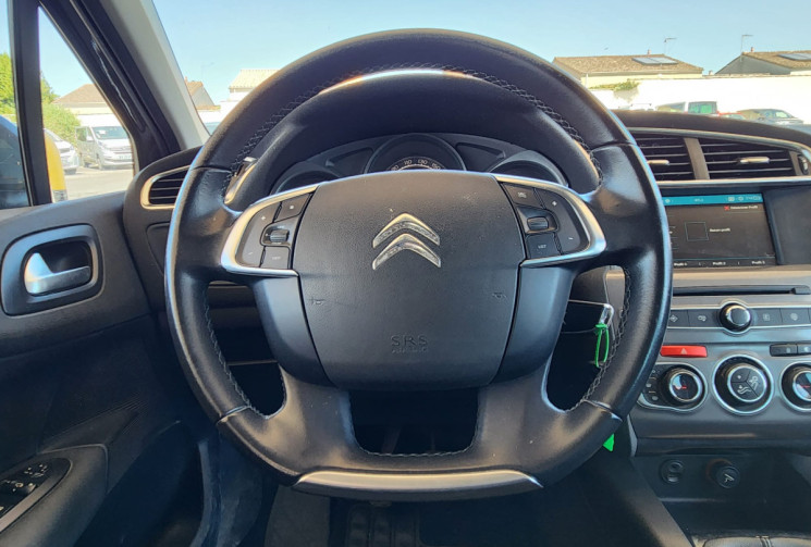 Citroën C4 1.2 130 MILLENIUM / 1ERE MAIN /   GARANTIE 12 MOIS