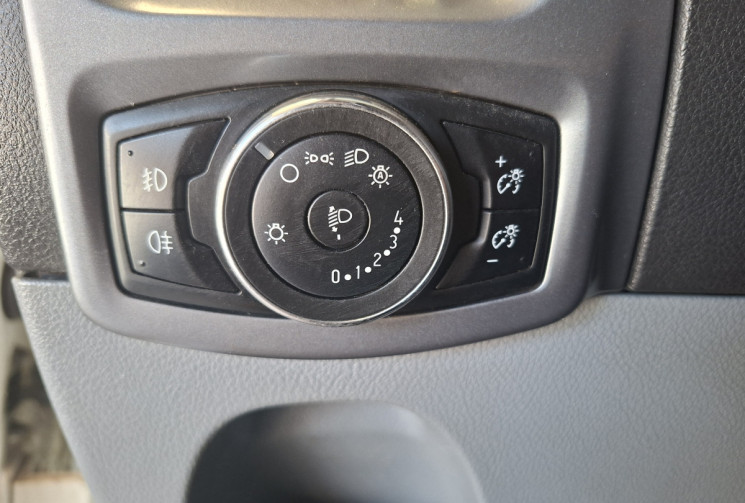 Ford Custom  Transit Custom I 290 L1H1 2.2 TDCi 16V DPF Fourgon court S&S 155