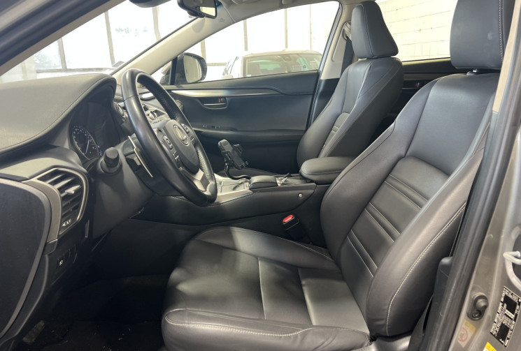 Lexus NX 300H 2.5 Hybrid 197 Business Pack / Full entretien Lexus / Caméra de recul
