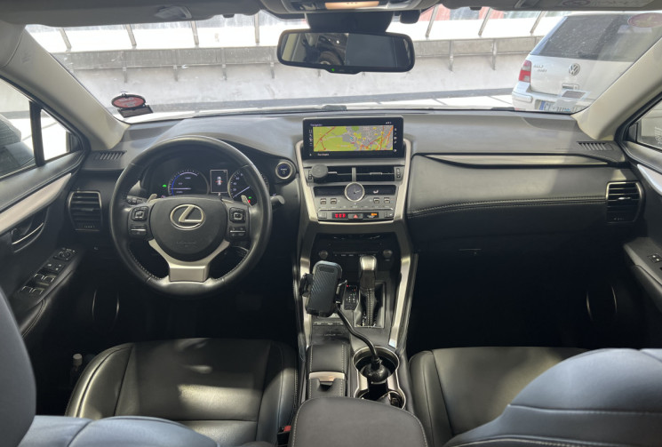 Lexus NX 300H 2.5 Hybrid 197 Business Pack / Full entretien Lexus / Caméra de recul
