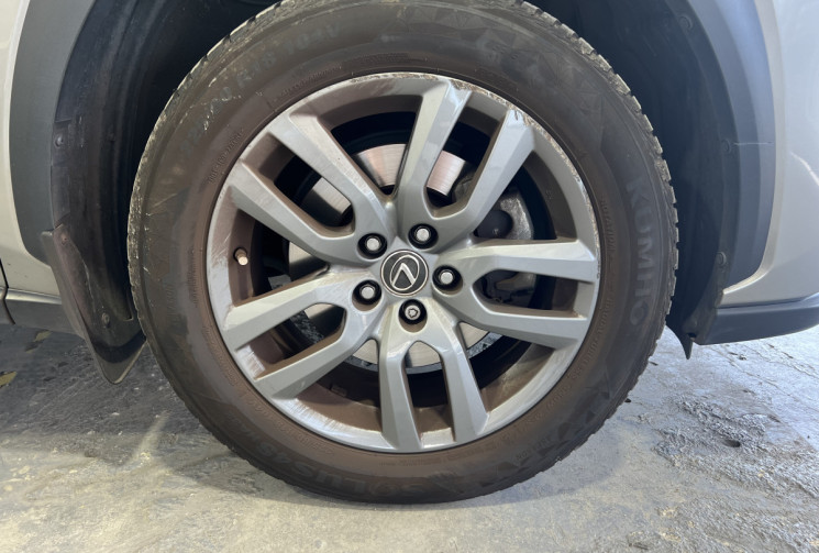 Lexus NX 300H 2.5 Hybrid 197 Business Pack / Full entretien Lexus / Caméra de recul