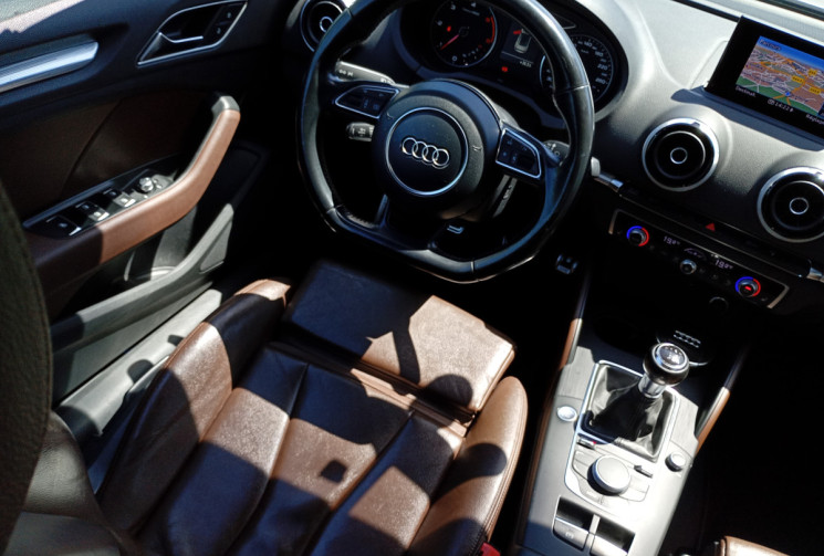 Audi A3 Cabriolet  2.0 TDI - 150 ch Ambition Luxe 