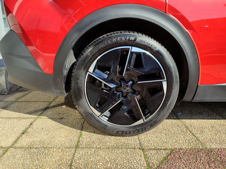 Peugeot 408 GT 136ch e-DCS6 / Moteur à Chaine ! 