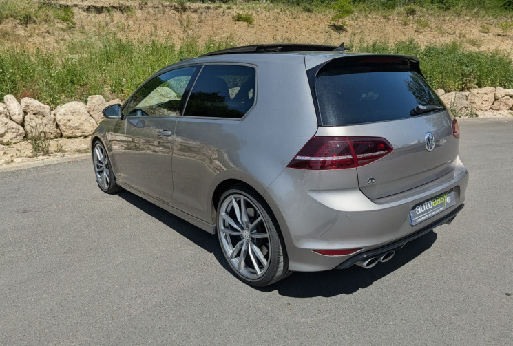 Volkswagen Golf 7 R 2.0 300 cv dsg / T.O / jantes pretoria / DCC / dynaudio / entretien wv