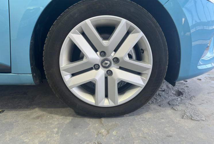 Renault CLIO V  1.6 E-Tech 140 ZEN / Entretien OK