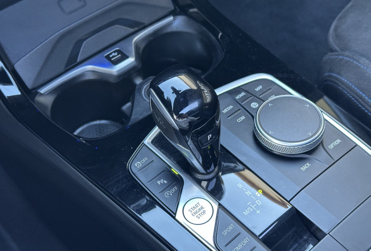 BMW Série 1 118i 136 M Sport DCT7 / Toit ouvrant / Sièges Baquet / Tête haute / Harman Kardon / TVA