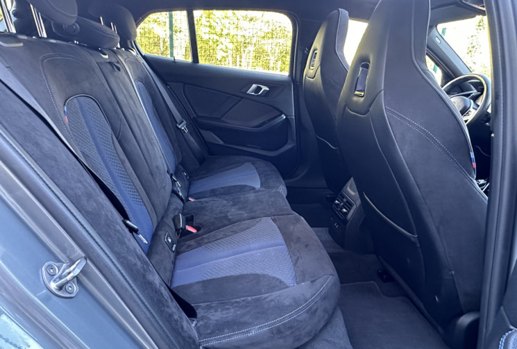 BMW Série 1 118i 136 M Sport DCT7 / Toit ouvrant / Sièges Baquet / Tête haute / Harman Kardon / TVA