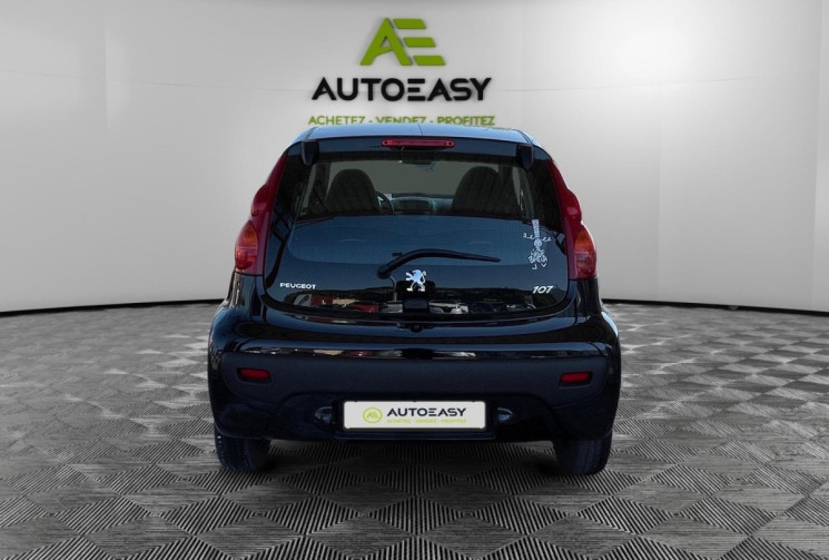 Peugeot 107 1.0 / 68 CH / TRENDY / CLIM / BVA 