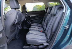 Peugeot 5008 1.2 THP Allure Business 130 / EAT8 / Courroie de distribution neuve / 7 Places